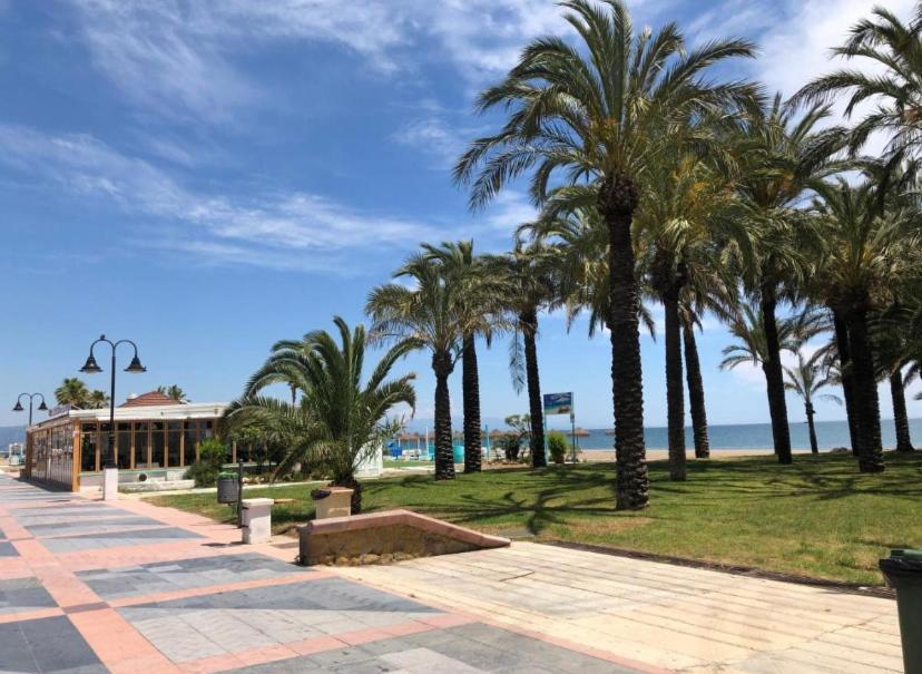 Apartamento En La Carihuela Torremolinos Zewnętrze zdjęcie
